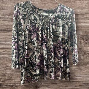 Alfred Dunner Petite Medium 3/4 sleeve blouse in Purple, Black, White, and Gray